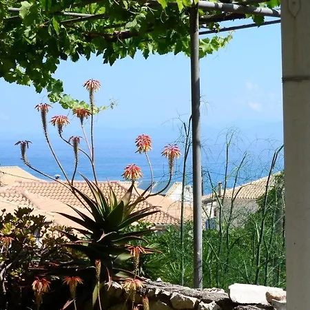 Aparthotel Pantazis In Agios Nikitas