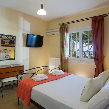 Pantazis In Agios Nikitas