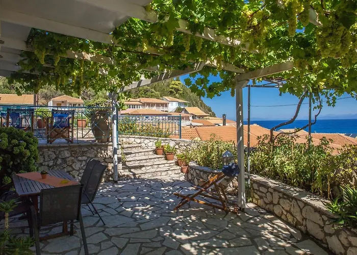 Pantazis In 4* Áyios Nikítas